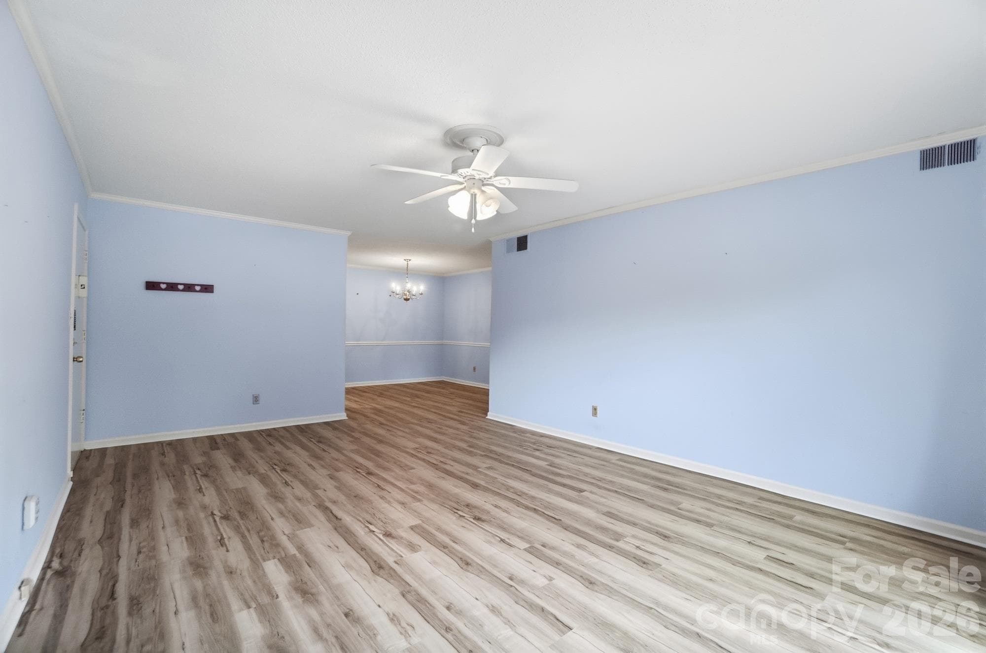 Condominium at 4754 Hedgemore Drive, Charlotte, photo 7 of 46