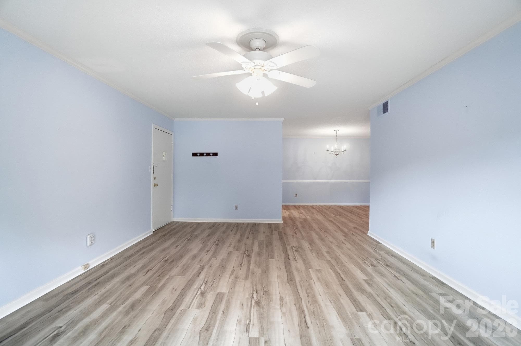 Condominium at 4754 Hedgemore Drive, Charlotte, photo 8 of 46