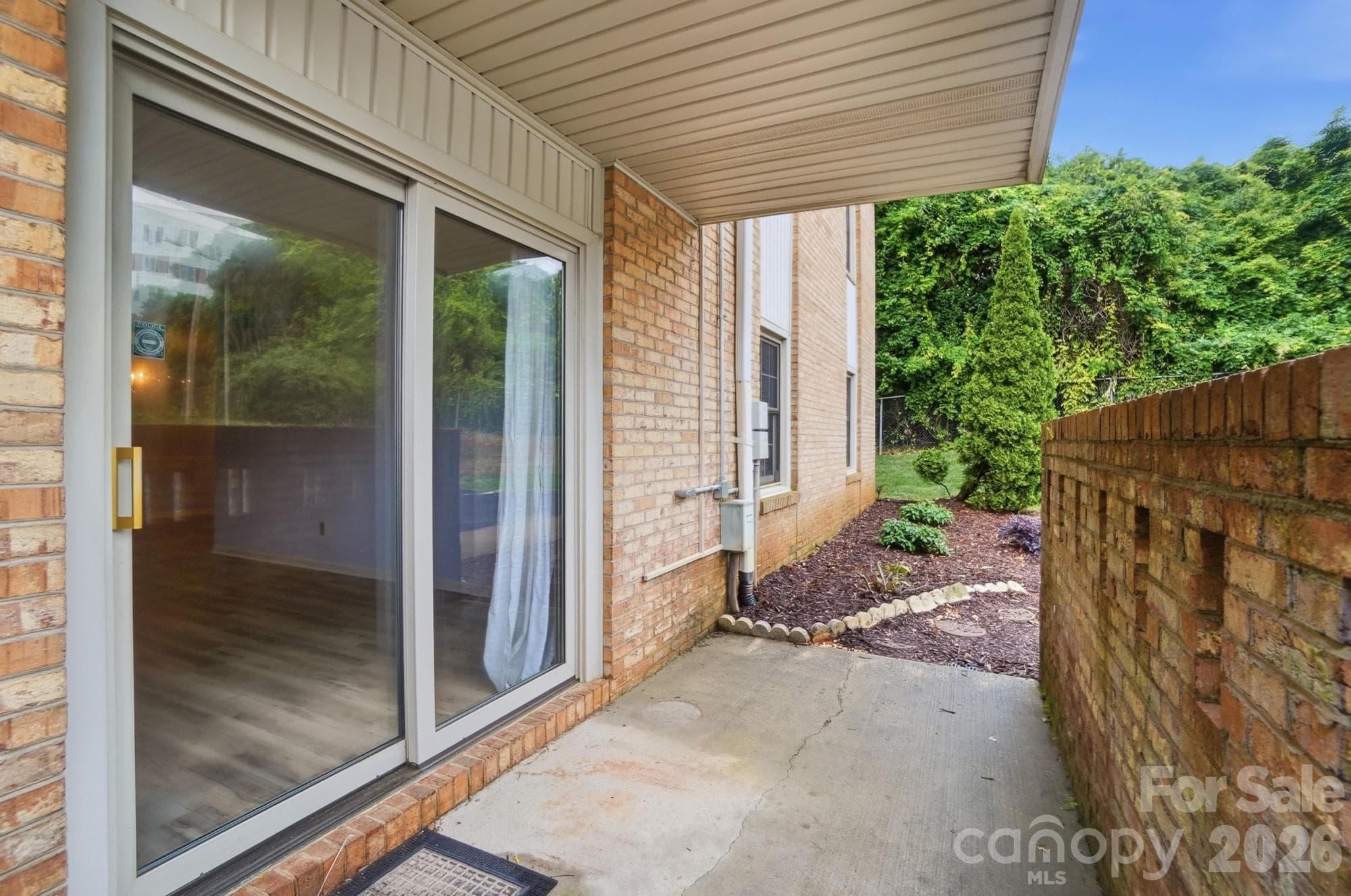 Condominium at 4754 Hedgemore Drive, Charlotte, photo 41 of 46