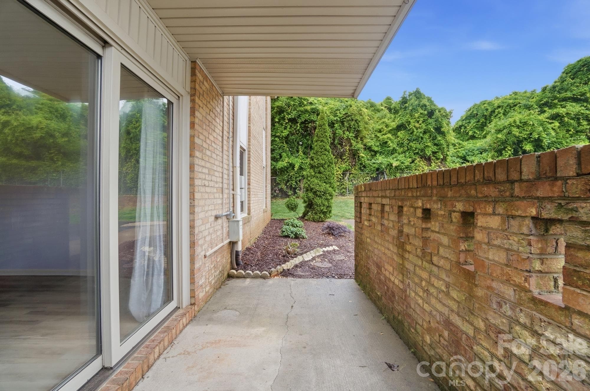 Condominium at 4754 Hedgemore Drive, Charlotte, photo 42 of 46