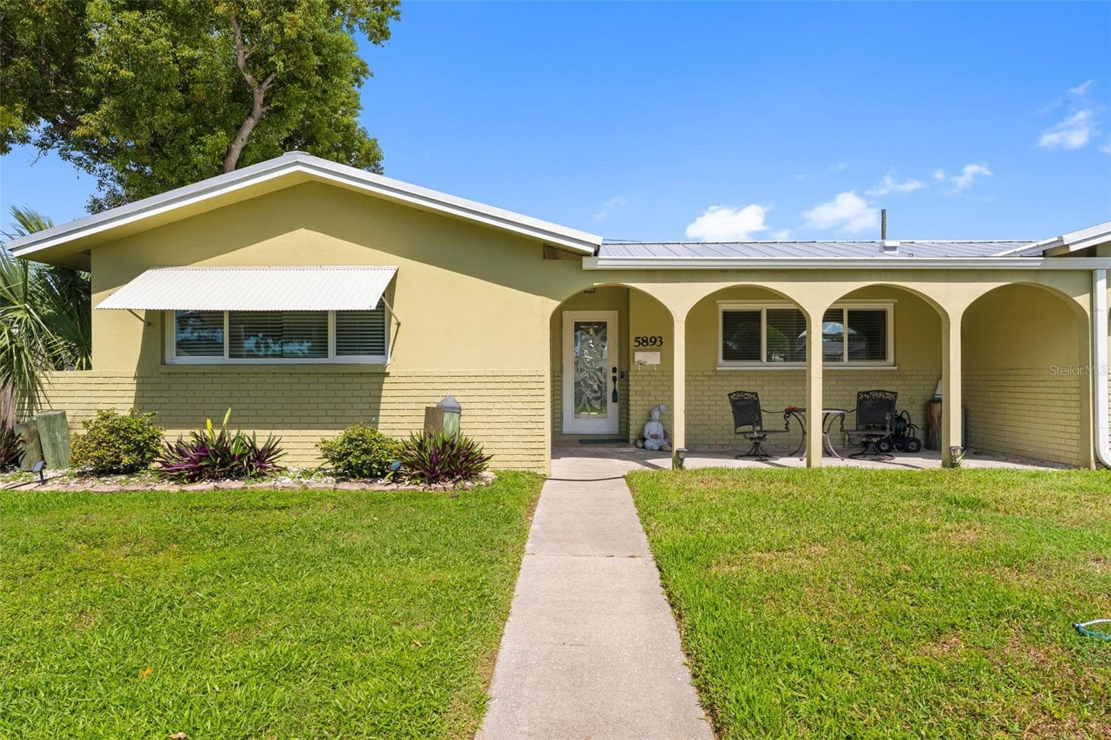 Single Family Residence at 5893 34TH AVE N, ST PETERSBURG, photo 12 of 85