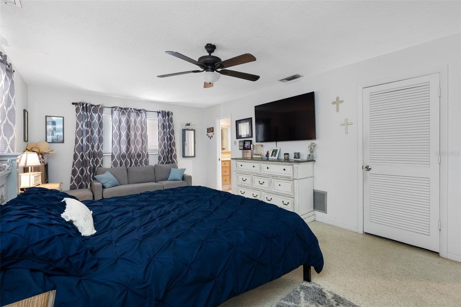 Single Family Residence at 5893 34TH AVE N, ST PETERSBURG, photo 50 of 85