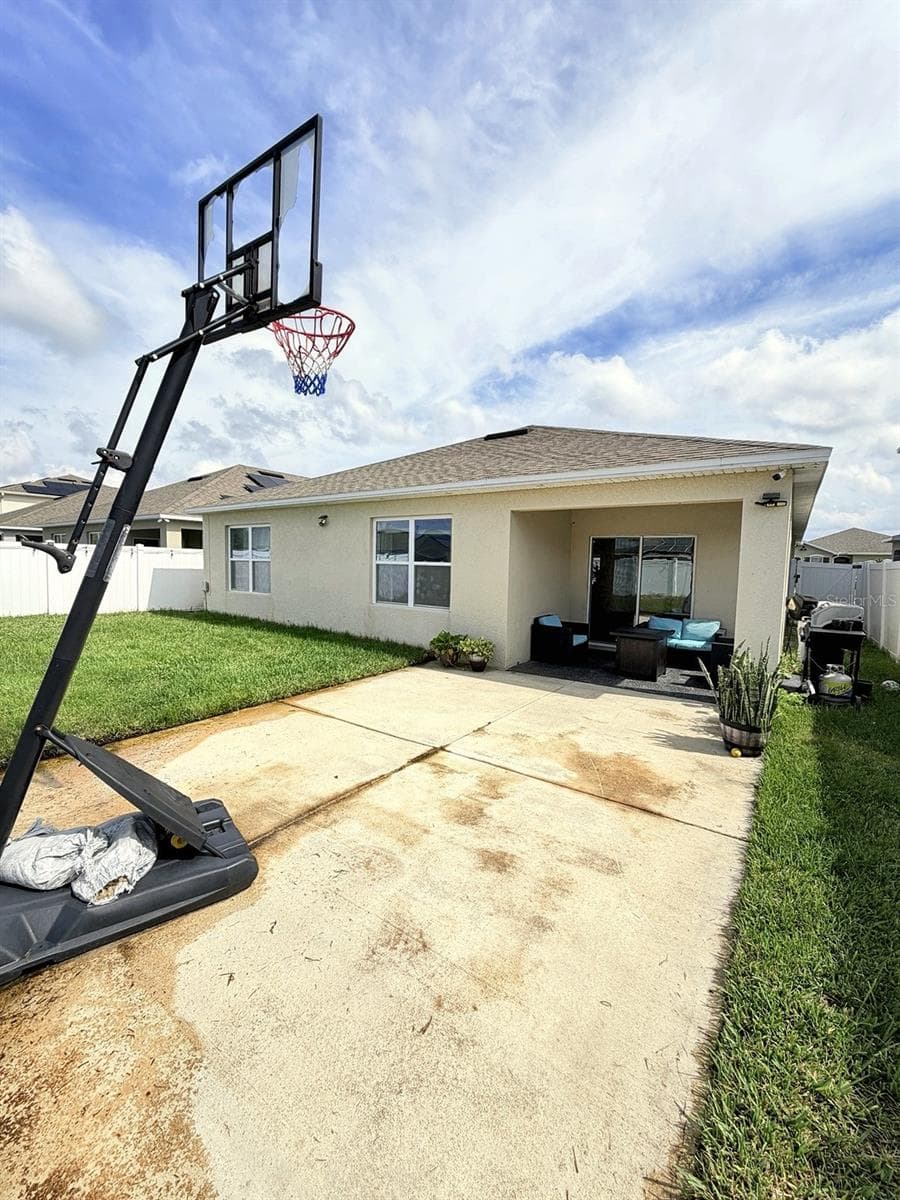 Single Family Residence at 1448 TAWNY RIDGE RD, KISSIMMEE, photo 9 of 12