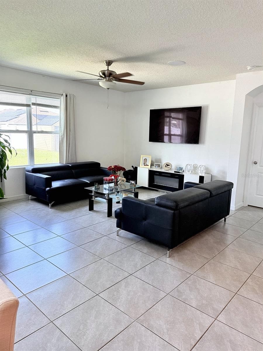 Single Family Residence at 1448 TAWNY RIDGE RD, KISSIMMEE, photo 11 of 12