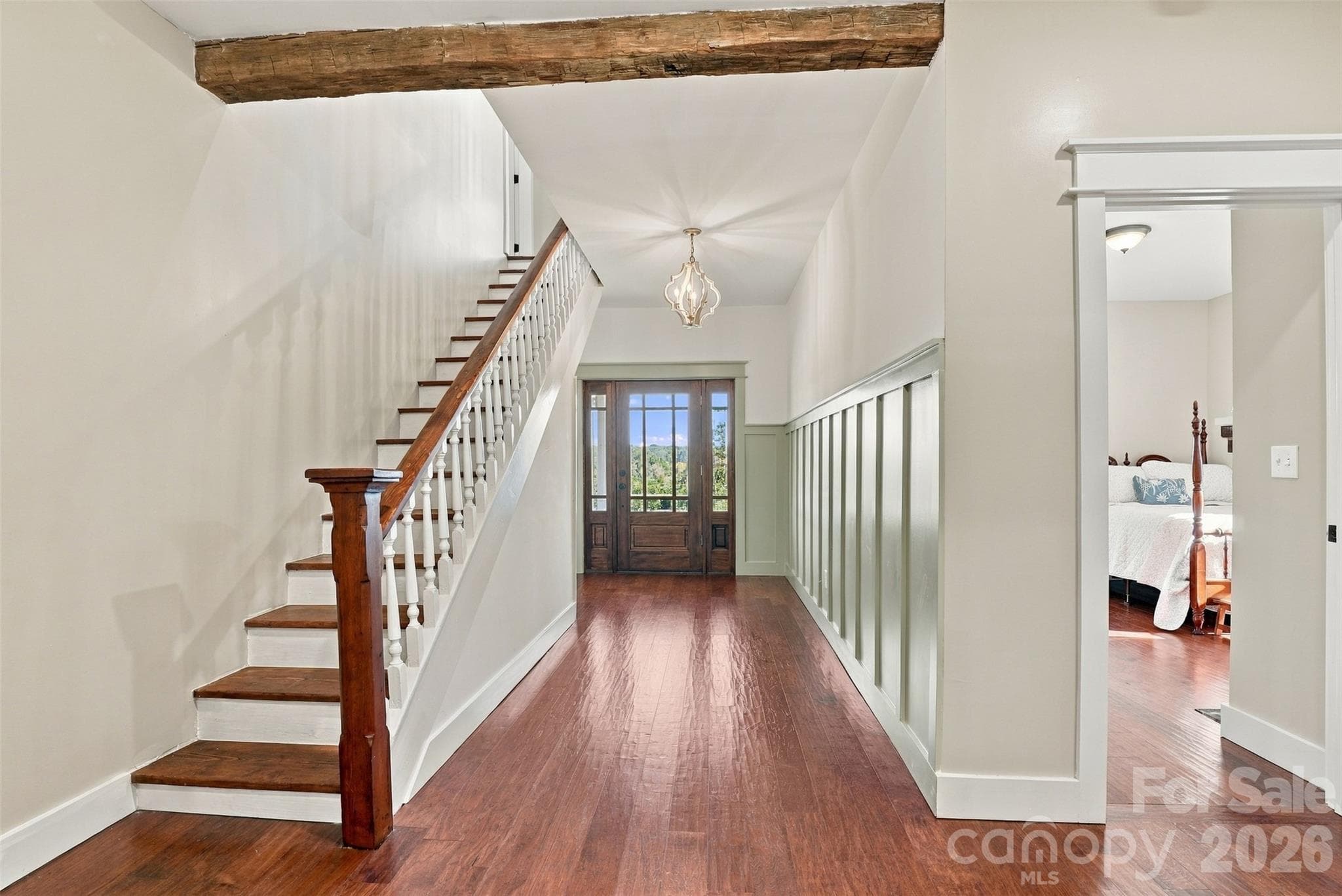 Entrance into the front foyer - 3098 Irene Bridge Highway, Hickory Grove