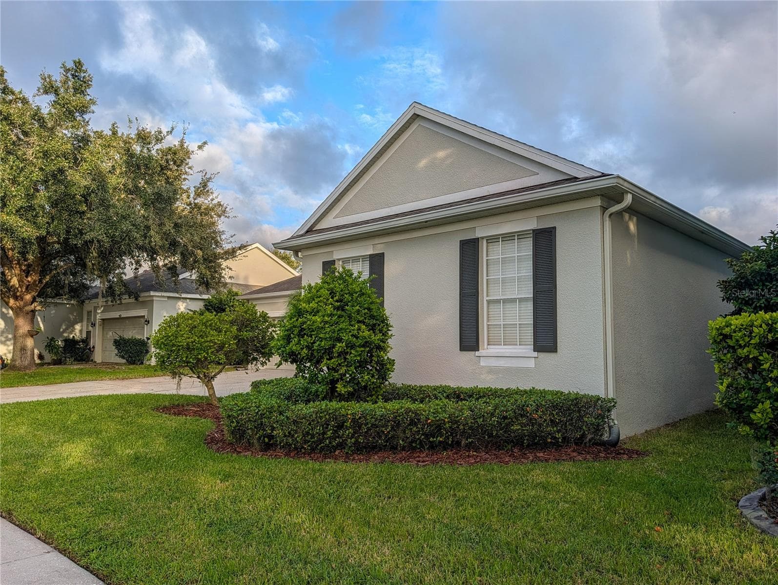 front right of house - 14038 EDEN ISLE BLVD, WINDERMERE