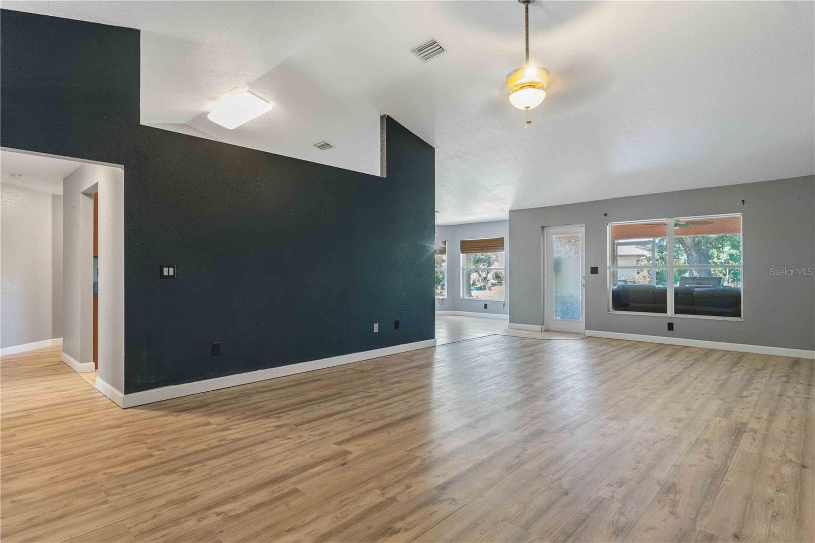 Living room - 183 CASTILE CT, PUNTA GORDA
