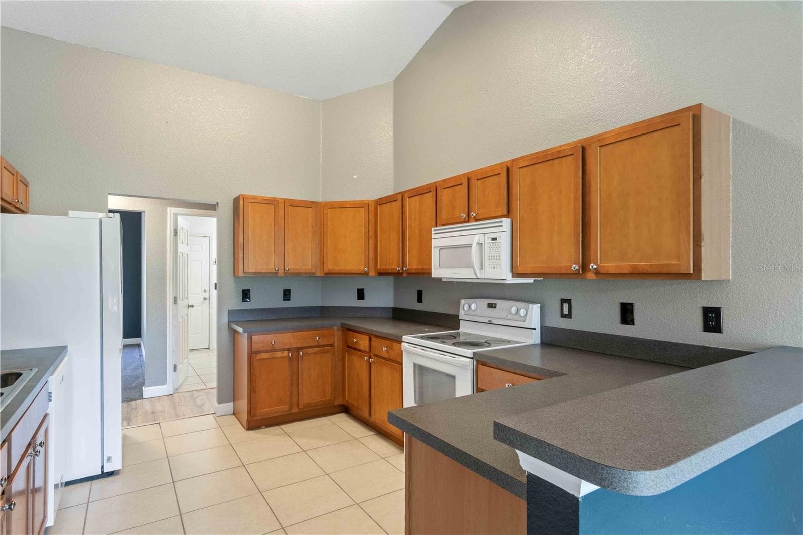 Kitchen - 183 CASTILE CT, PUNTA GORDA
