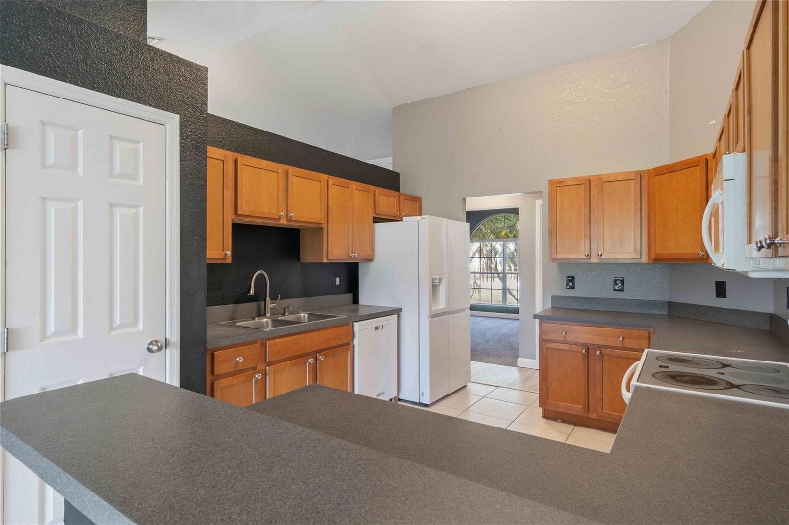 Kitchen - 183 CASTILE CT, PUNTA GORDA