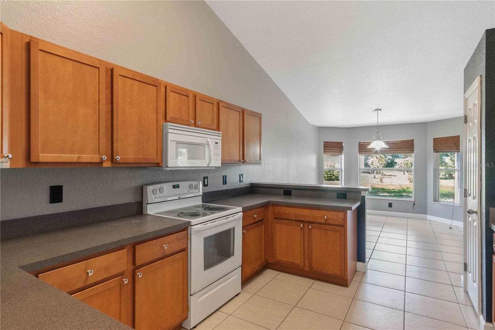 Kitchen - 183 CASTILE CT, PUNTA GORDA
