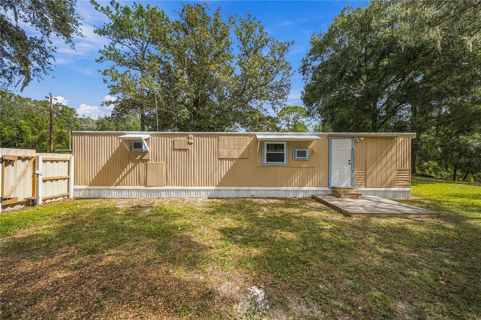 Mobile Home at 18664 SE 21ST PL, SILVER SPRINGS, photo 29 of 33