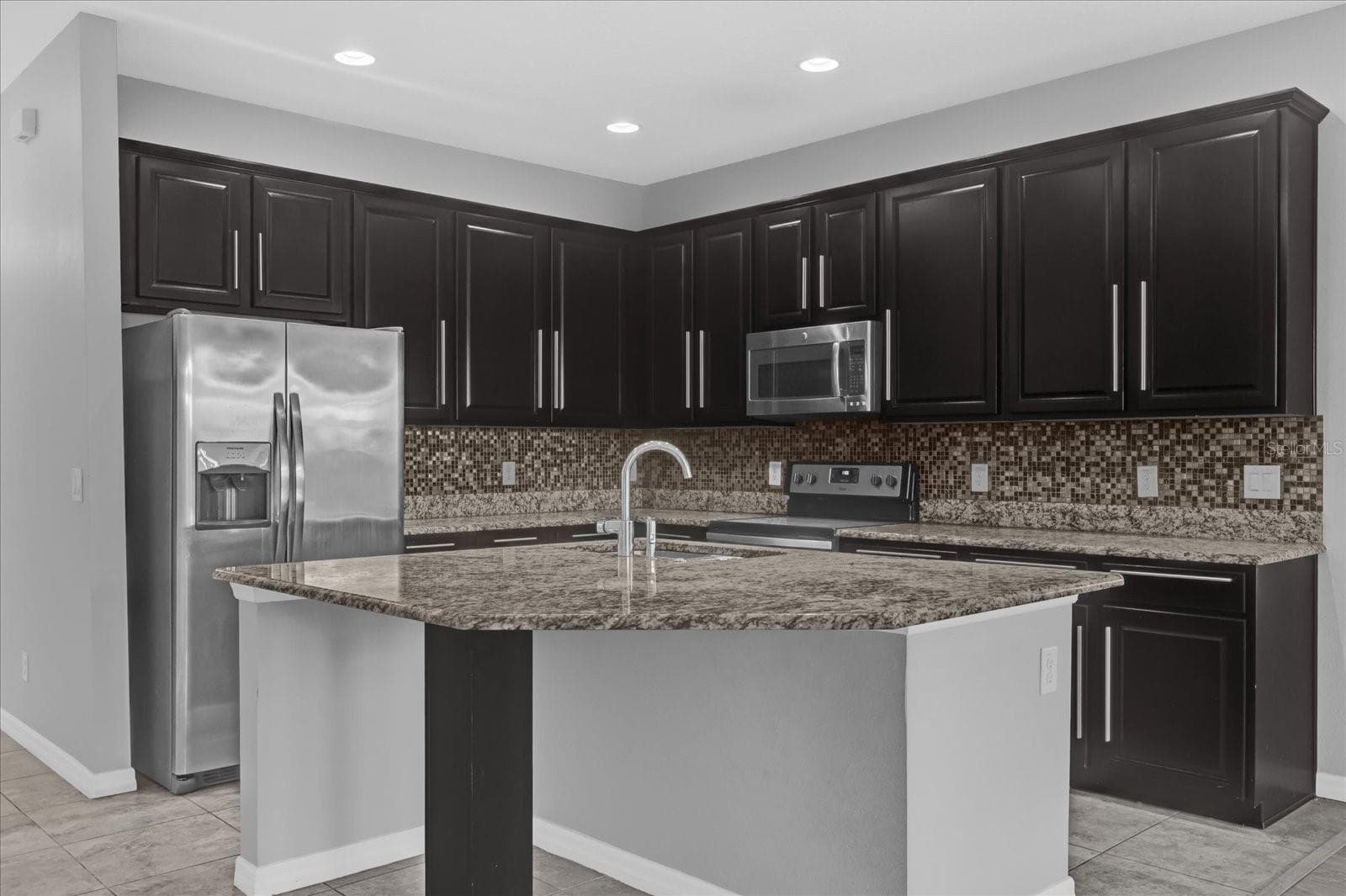 Townhouse at 11267 GRANDER DR, WINDERMERE, photo 6 of 34