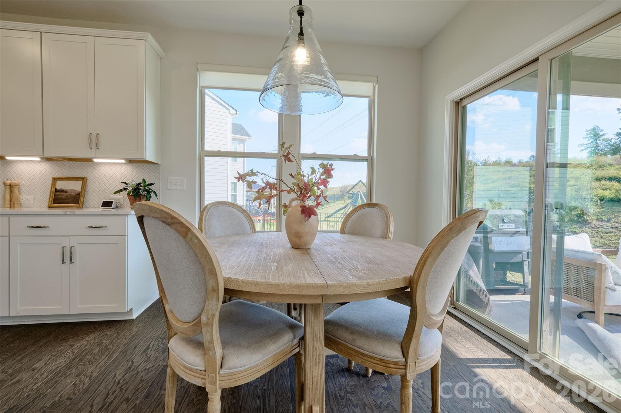 Single Family Residence at 419 Clemson Tree Lane, Lake Wylie, photo 14 of 39