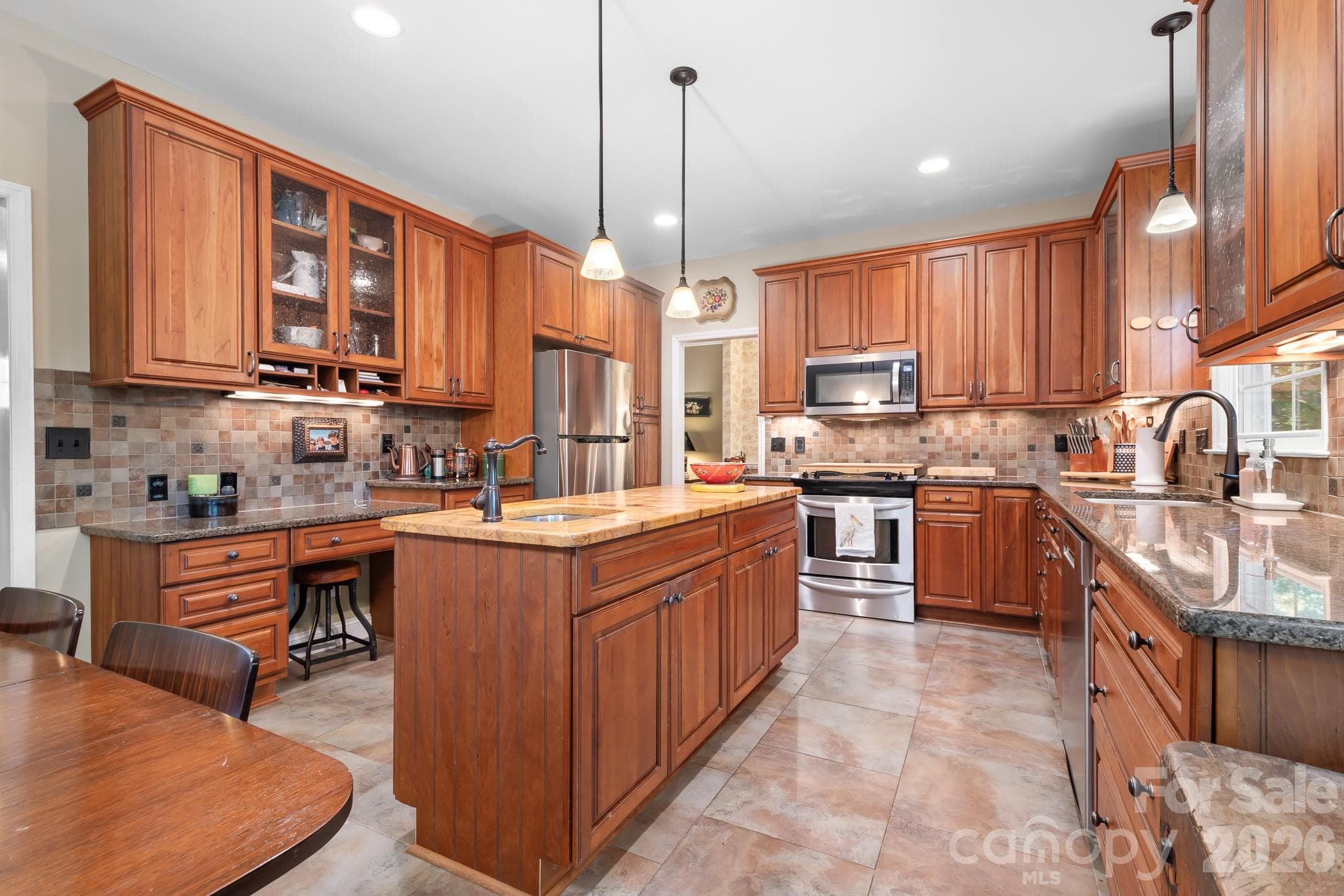 Single Family Residence at 20720 Willow Pond Road, Cornelius, photo 14 of 36