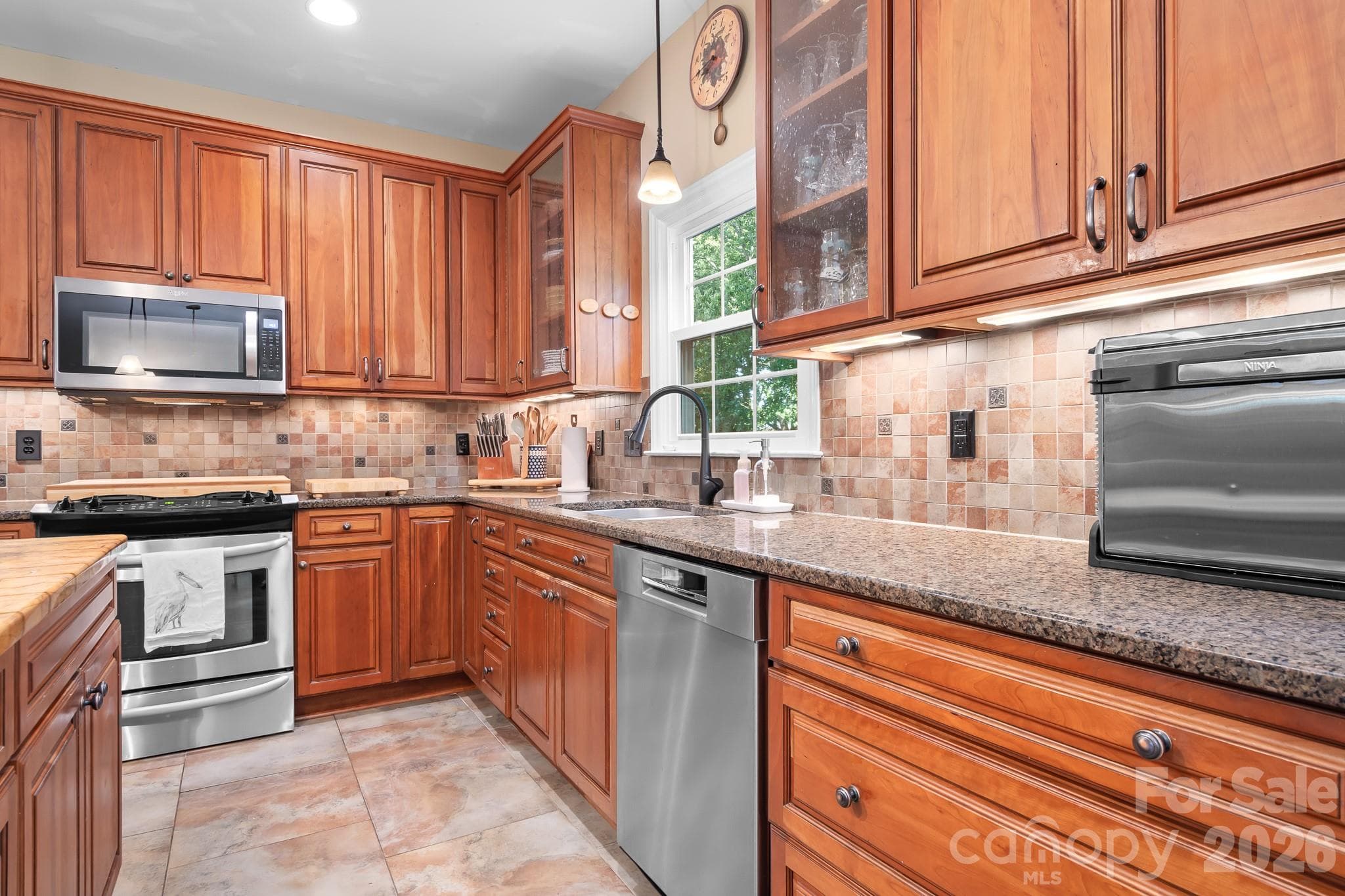 Single Family Residence at 20720 Willow Pond Road, Cornelius, photo 15 of 36