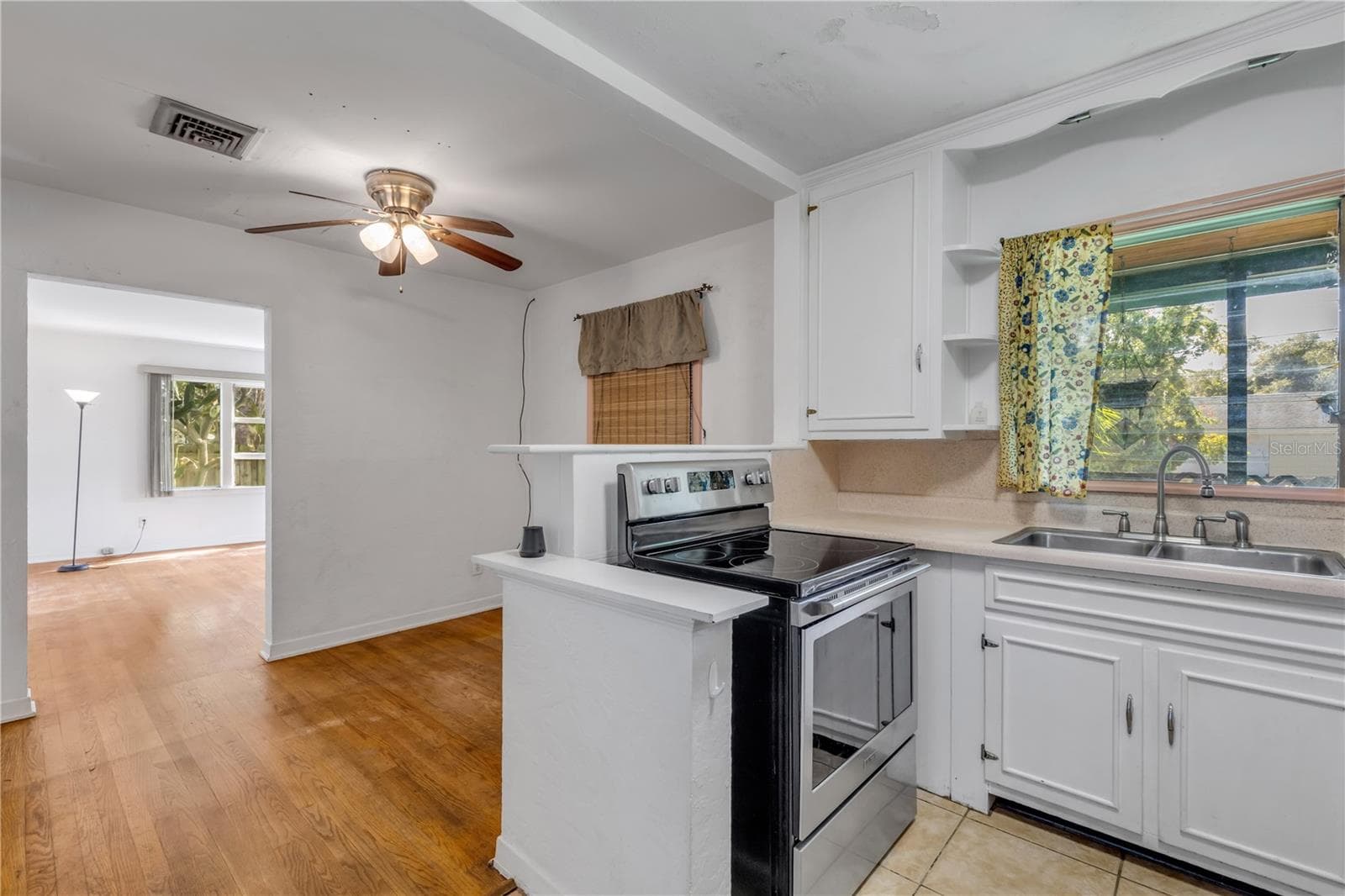 Single Family Residence at 1101 DAYTONA AVE, HOLLY HILL, photo 10 of 34