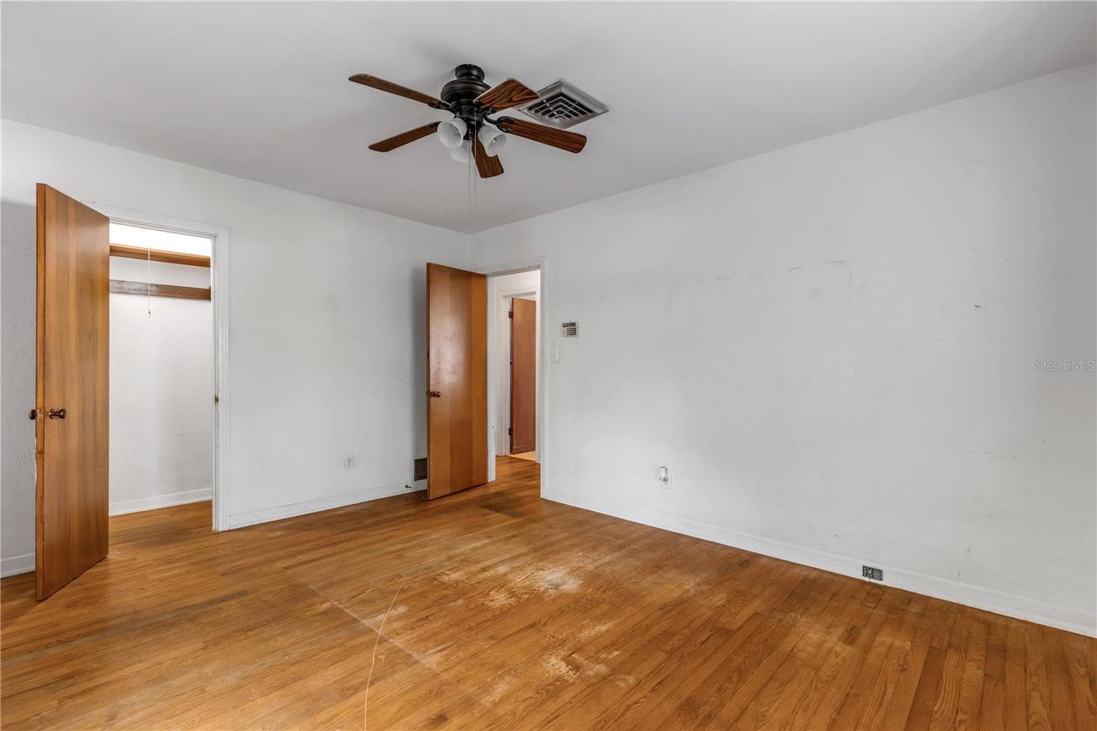Single Family Residence at 1101 DAYTONA AVE, HOLLY HILL, photo 13 of 34
