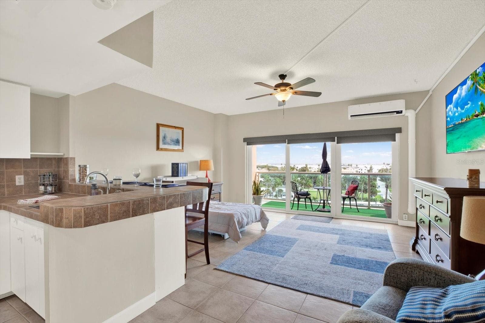 Your Beach Place is Ready for YOU! Up to Date – Lovely – Open – Welcoming ! - 880 MANDALAY AVE #C512, CLEARWATER BEACH