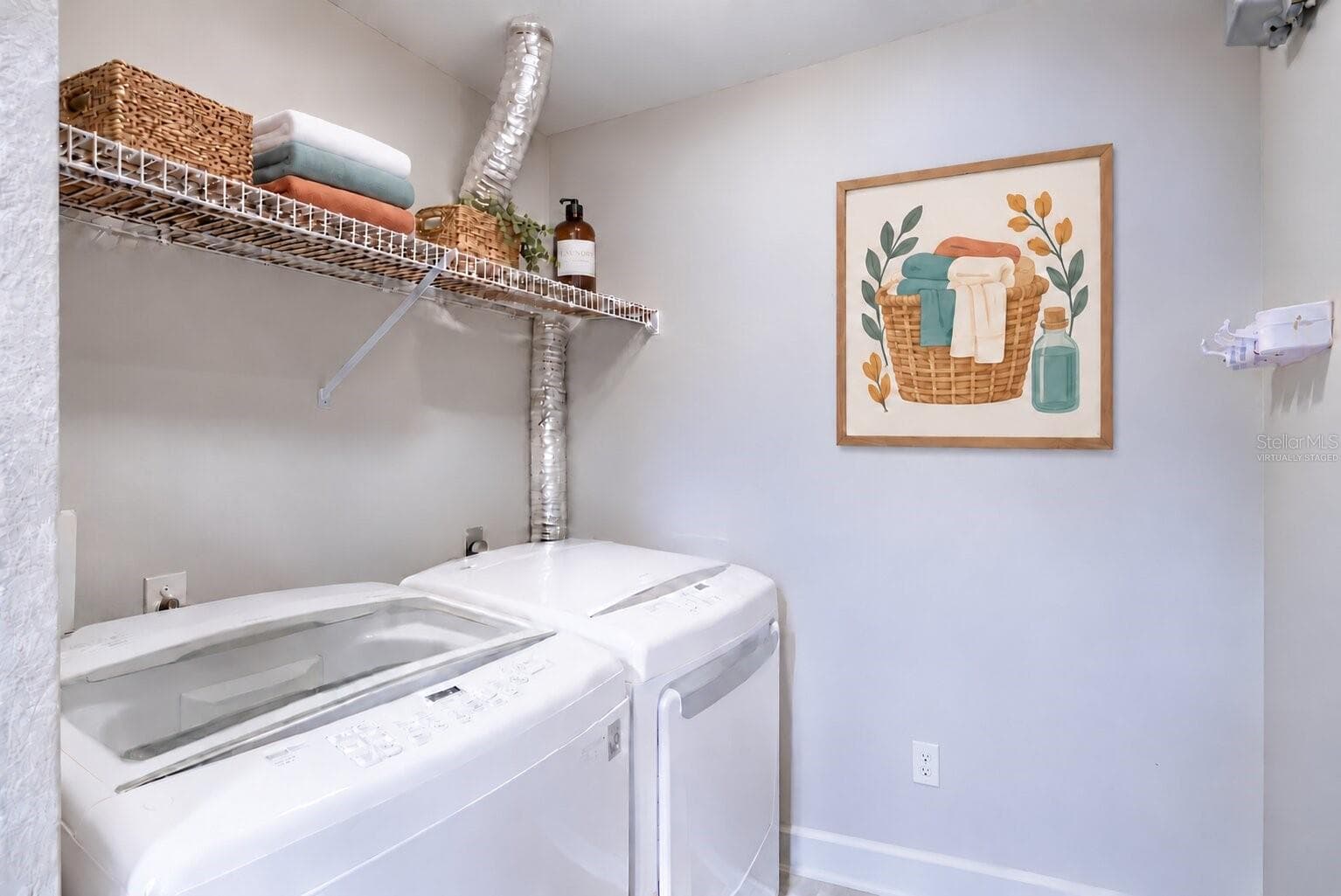 virtually staged - 5530 METROWEST BLVD #203, ORLANDO
