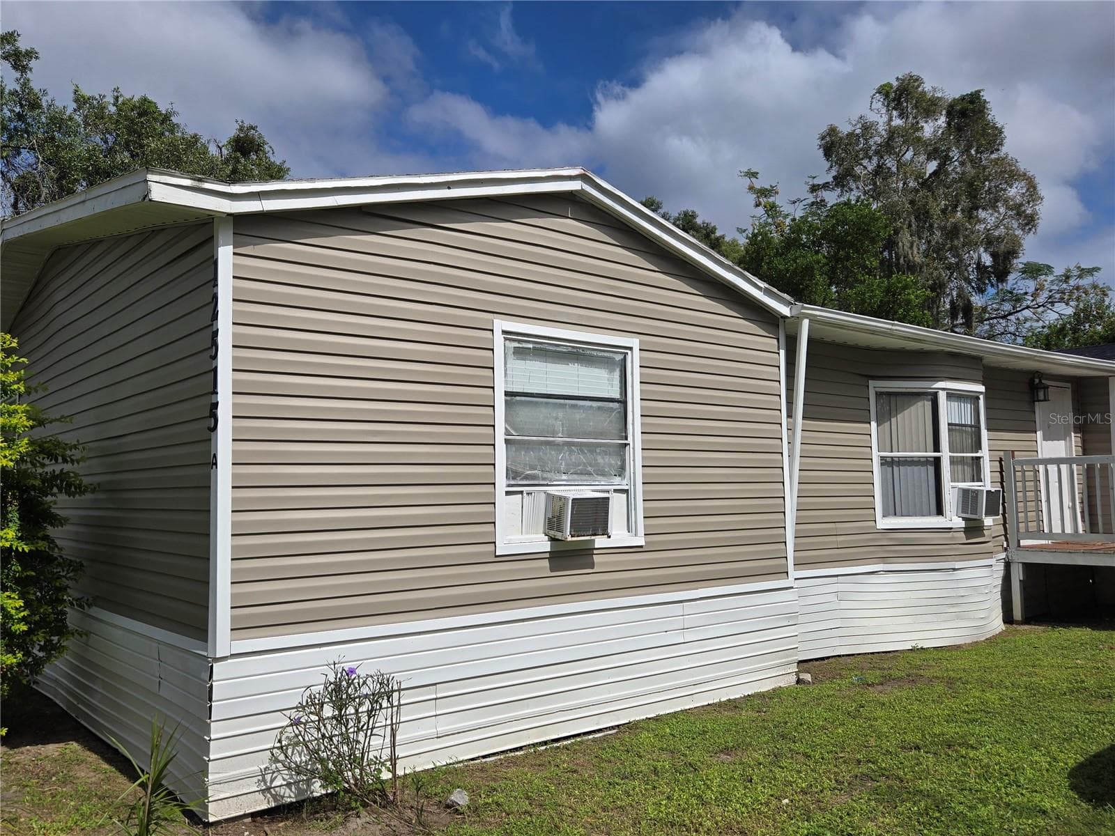 Quadruplex at 12515 FOUR OAKS RD, TAMPA, photo 5 of 25
