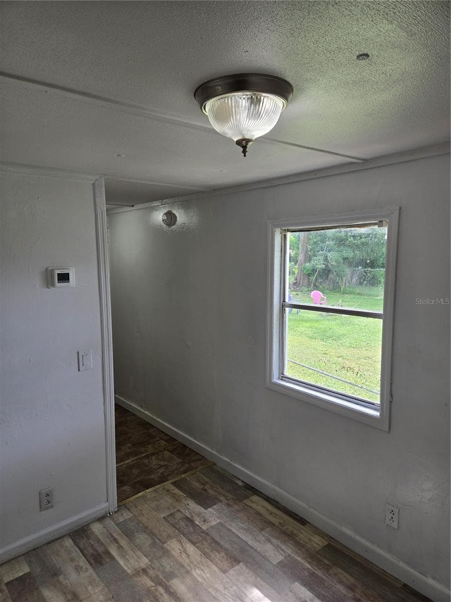Quadruplex at 12515 FOUR OAKS RD, TAMPA, photo 11 of 25