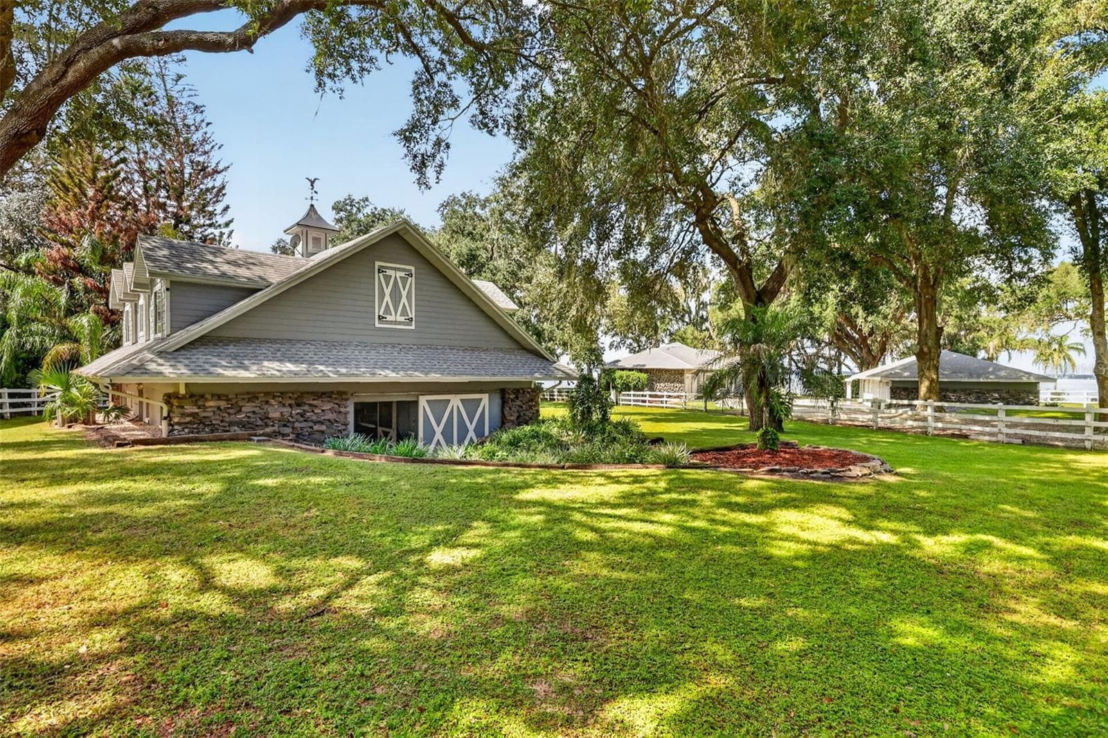 Single Family Residence at 15050 SE 140TH AVENUE RD, WEIRSDALE, photo 6 of 76
