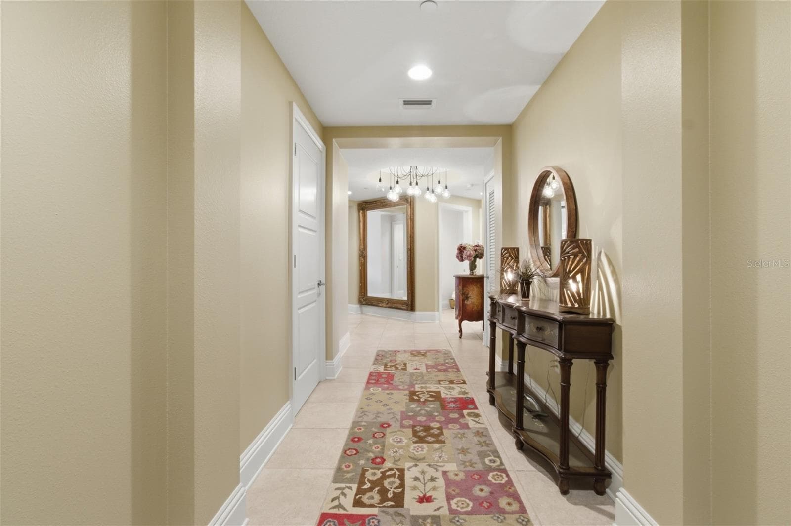 Come on in... - 11 BAYMONT ST #608, CLEARWATER BEACH