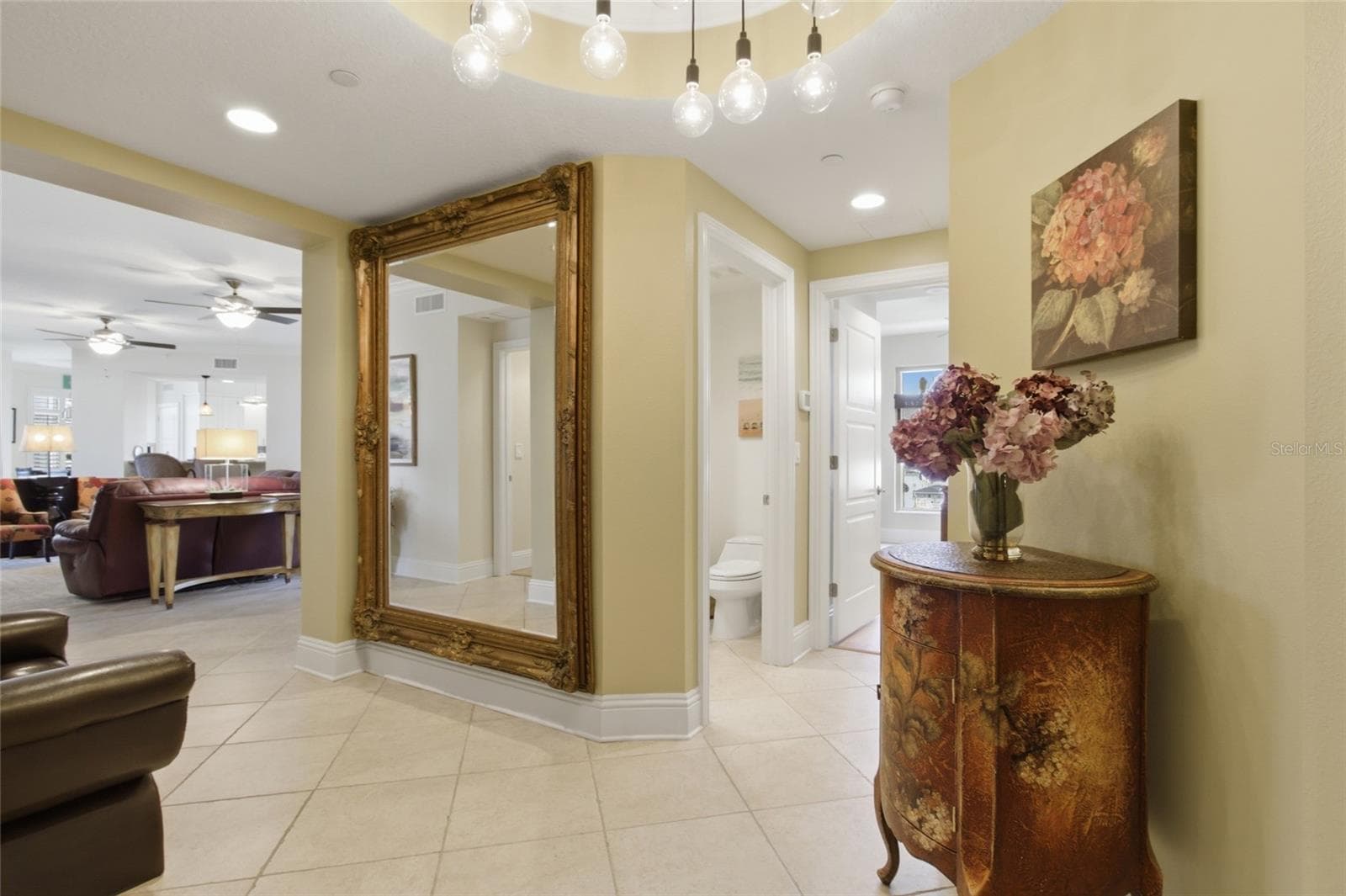 Spacious foyer and designer lighting. - 11 BAYMONT ST #608, CLEARWATER BEACH