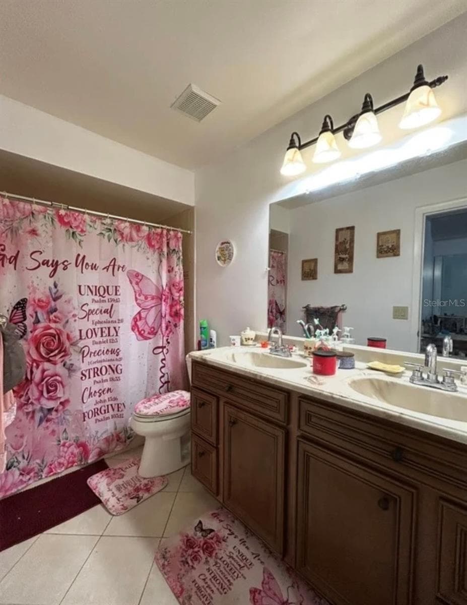 Single Family Residence at 10103 CHESHAM DR, ORLANDO, photo 14 of 36