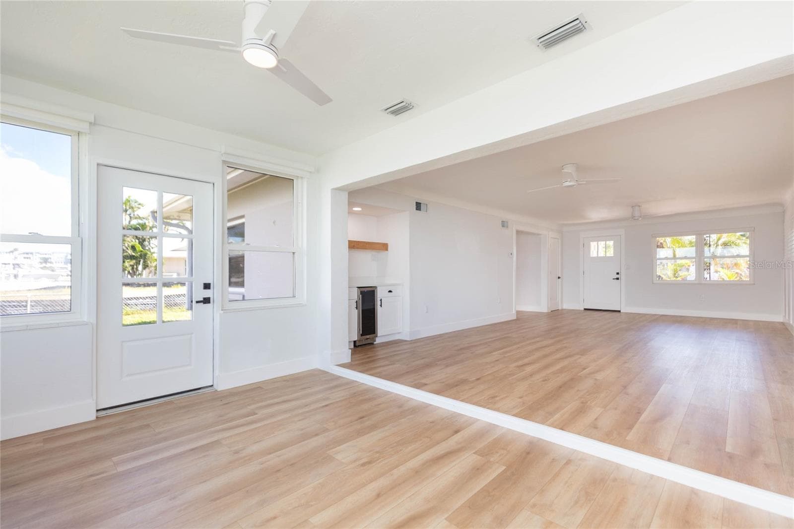 Single Family Residence at 7160 S S, SHORE DR DR, SOUTH PASADENA, photo 15 of 55