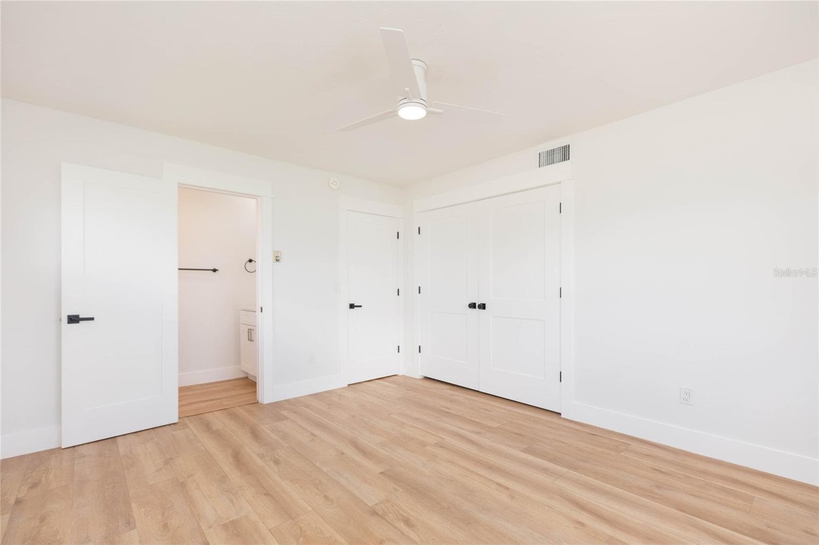 Single Family Residence at 7160 S S, SHORE DR DR, SOUTH PASADENA, photo 30 of 55