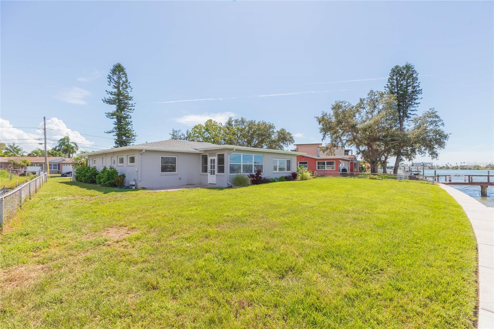 Single Family Residence at 7160 S S, SHORE DR DR, SOUTH PASADENA, photo 36 of 55