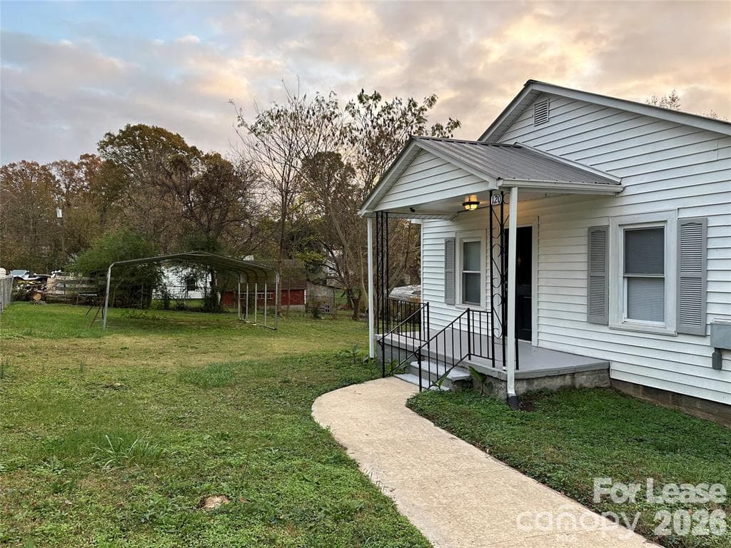 120 Charlwood Drive