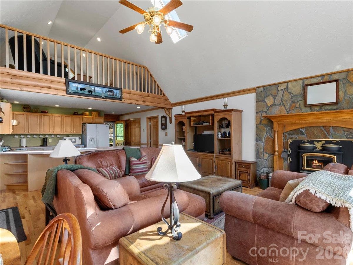 Single Family Residence at 807 Pine Tree Road, Spruce Pine, photo 14 of 42