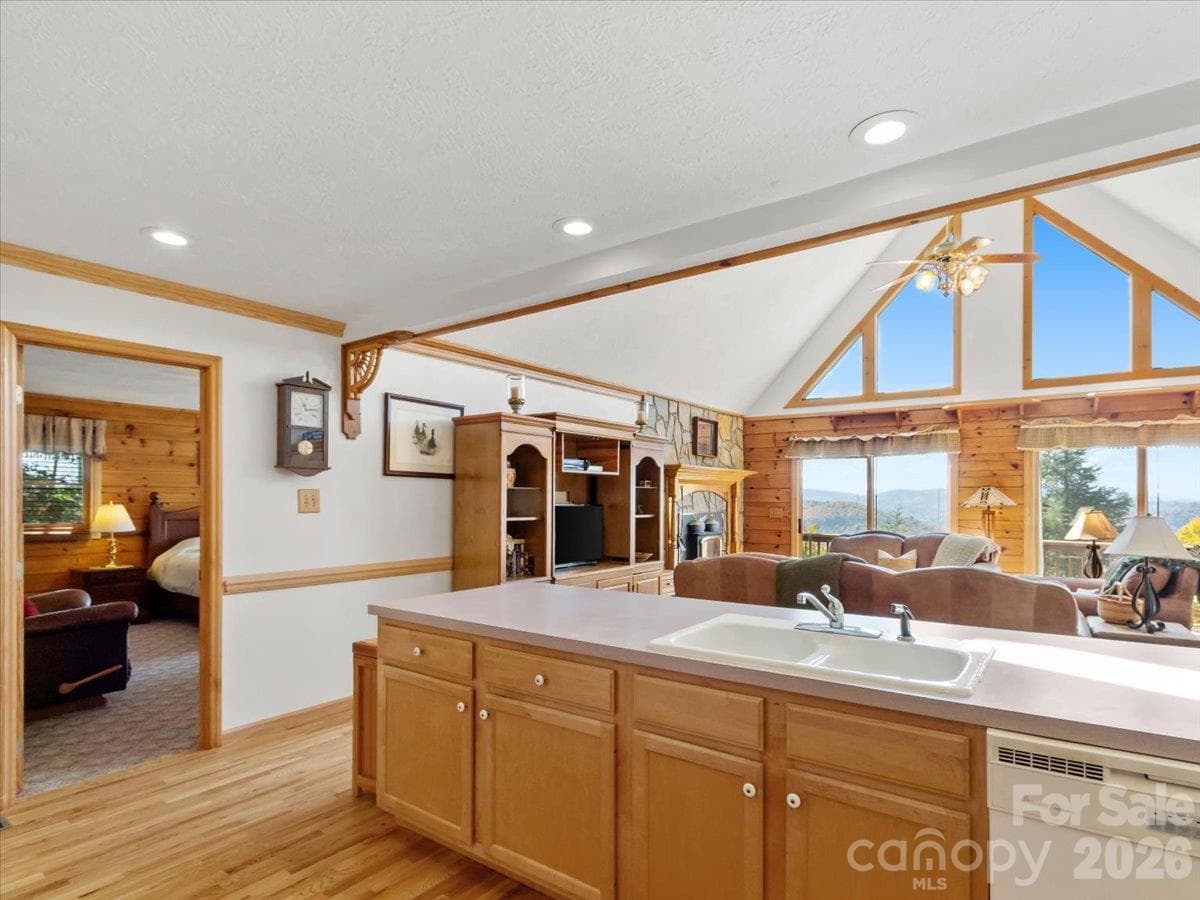 Single Family Residence at 807 Pine Tree Road, Spruce Pine, photo 24 of 42