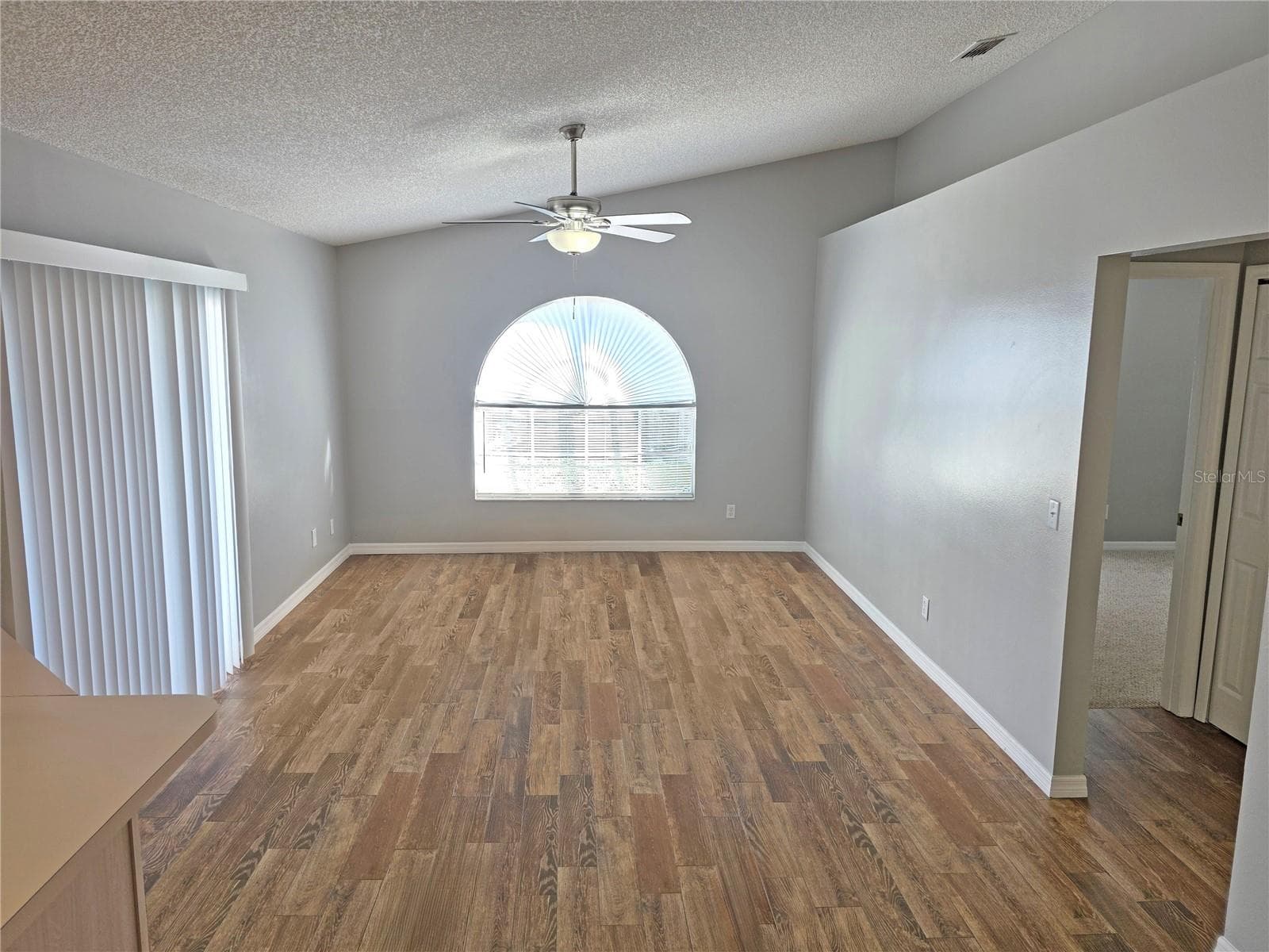 Single Family Residence at 4708 WINDWOOD DR, KISSIMMEE, photo 7 of 55