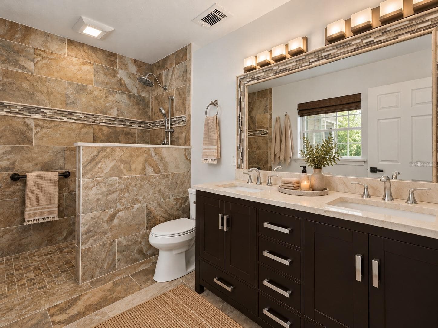 Single Family Residence at 505 LAKE CHARM DR, OVIEDO, photo 27 of 70