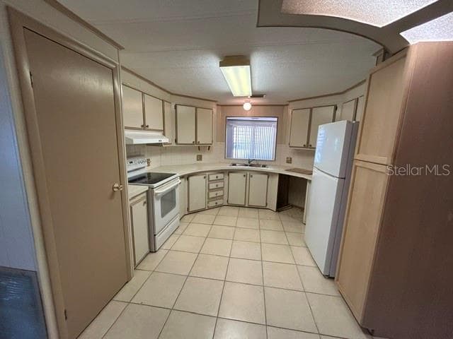 Kitchen - 1837 COCO PLUM ST NE, PALM BAY