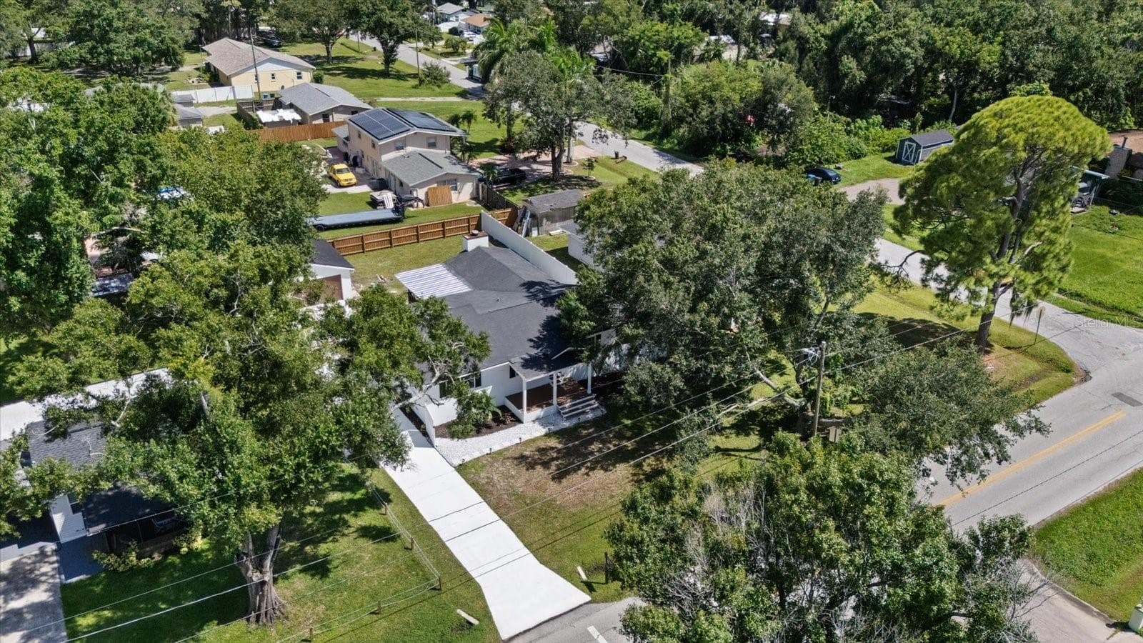 Single Family Residence at 6403 ELLIOT DR, TAMPA, photo 45 of 55