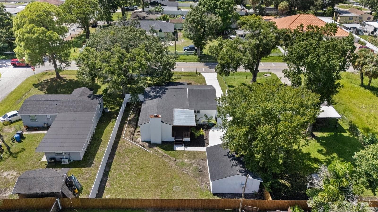 Single Family Residence at 6403 ELLIOT DR, TAMPA, photo 48 of 55