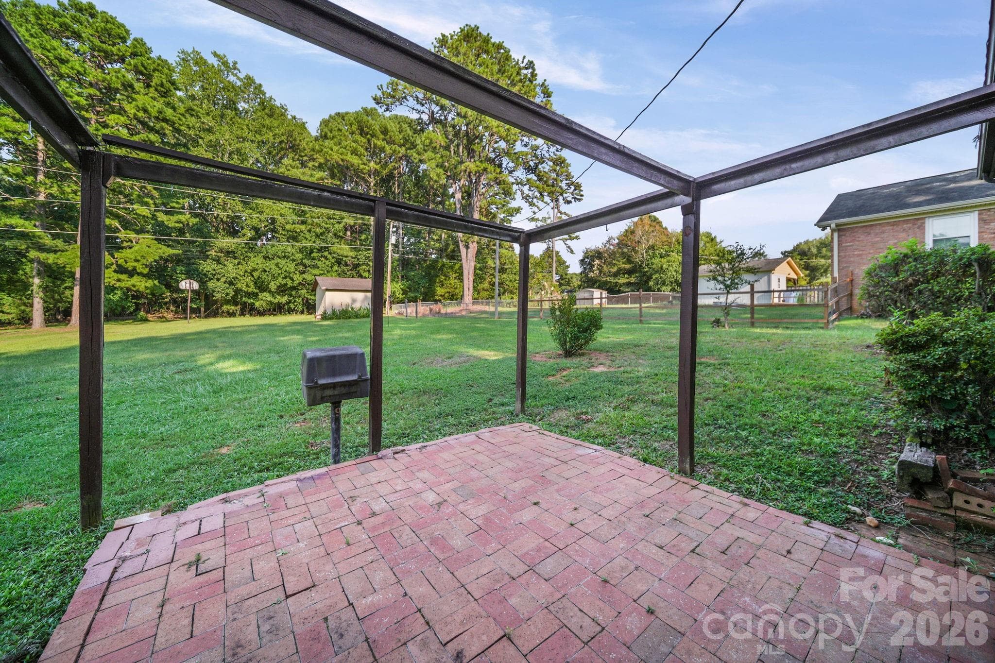 Single Family Residence at 13519 Four Oaks Lane, Matthews, photo 6 of 28
