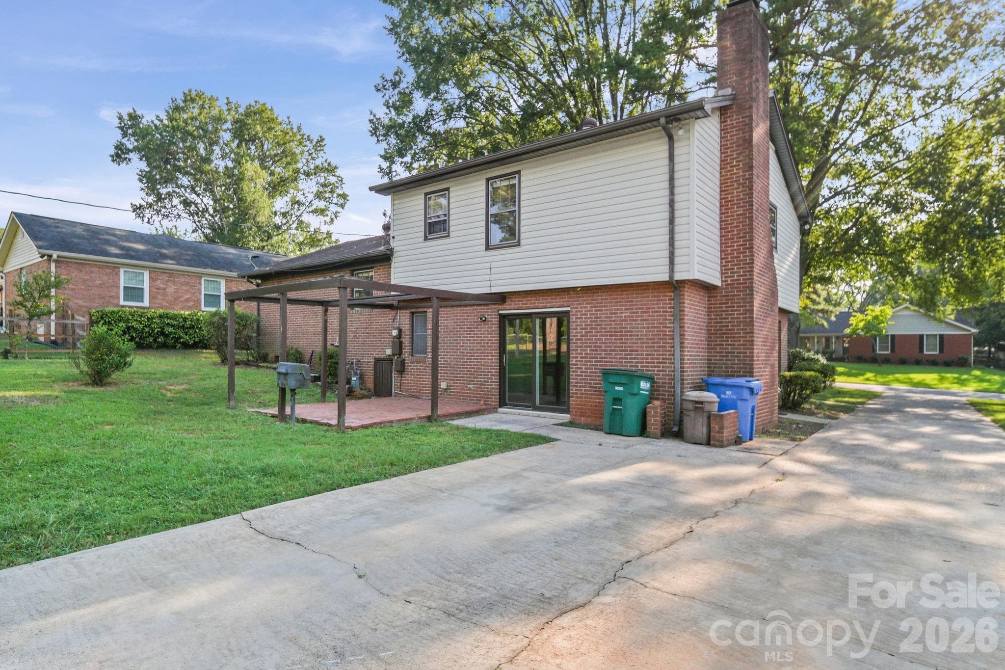 Single Family Residence at 13519 Four Oaks Lane, Matthews, photo 7 of 28
