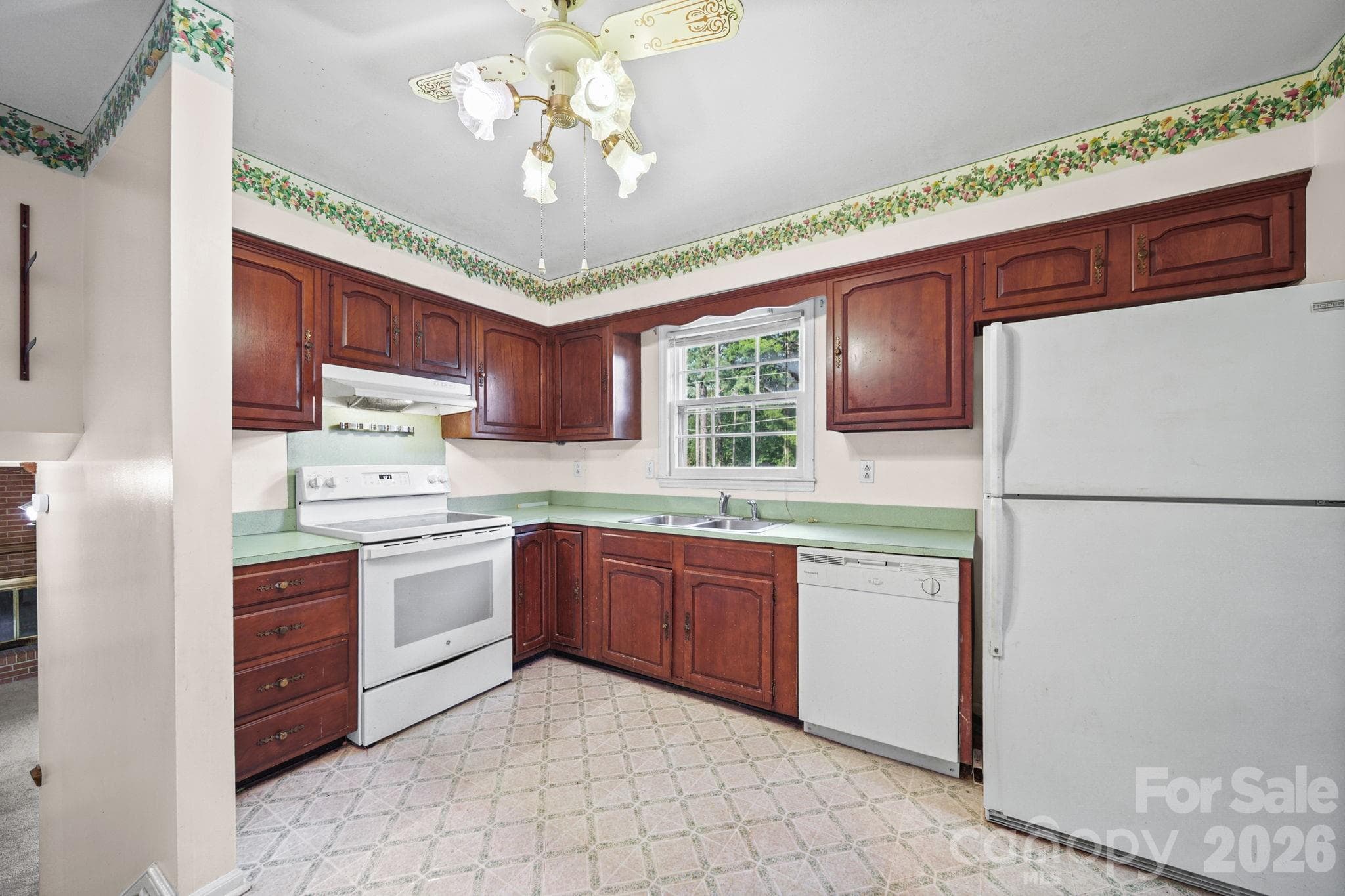 Single Family Residence at 13519 Four Oaks Lane, Matthews, photo 12 of 28