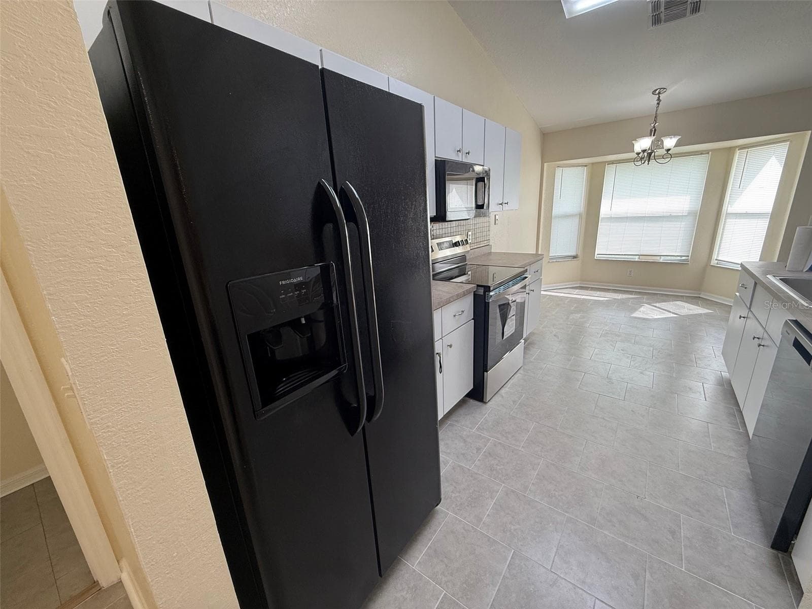 Single Family Residence at 5704 PECAN RD, OCALA, photo 6 of 20