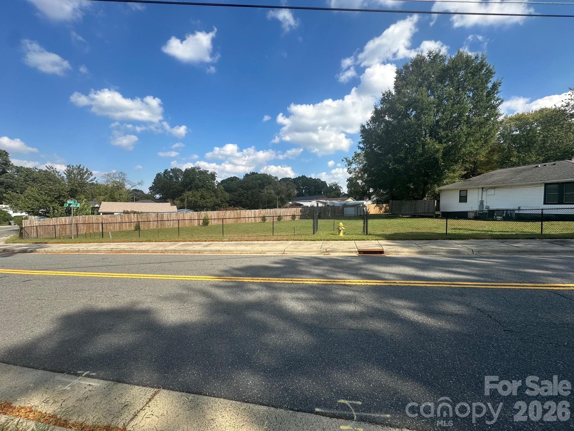 Lot at 821 Hoskins Road, Charlotte, photo 3 of 5