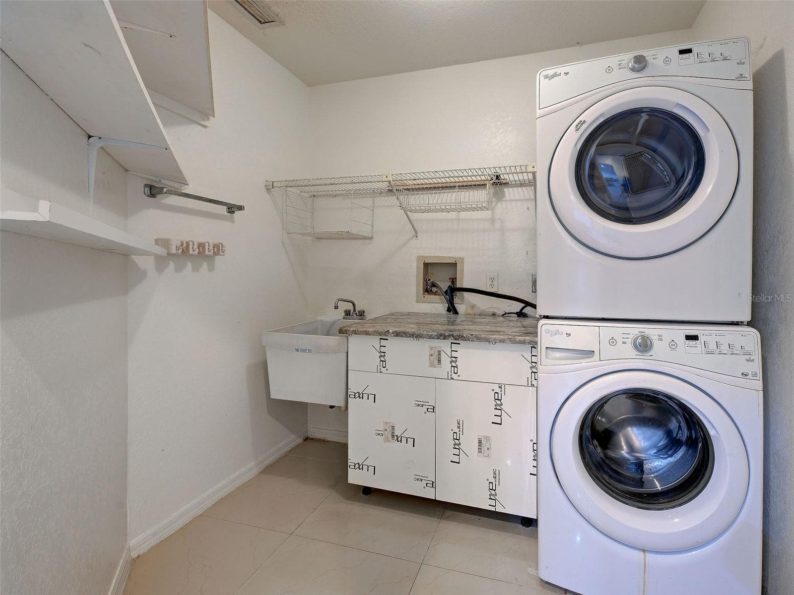 Indoor utility, Washer and Dryer included - 397 DORCHESTER ST, PORT CHARLOTTE