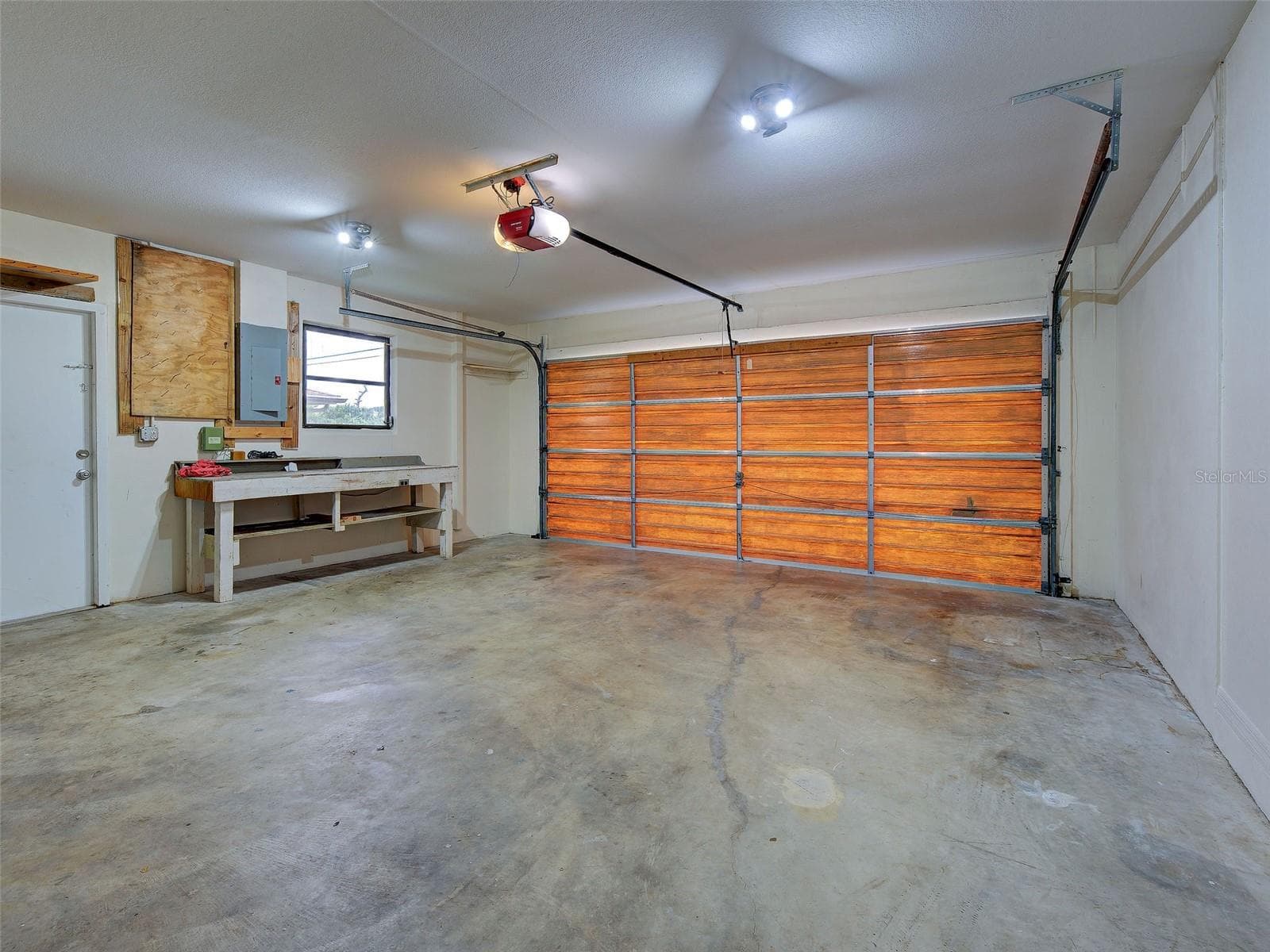 Garage screen door included - 397 DORCHESTER ST, PORT CHARLOTTE