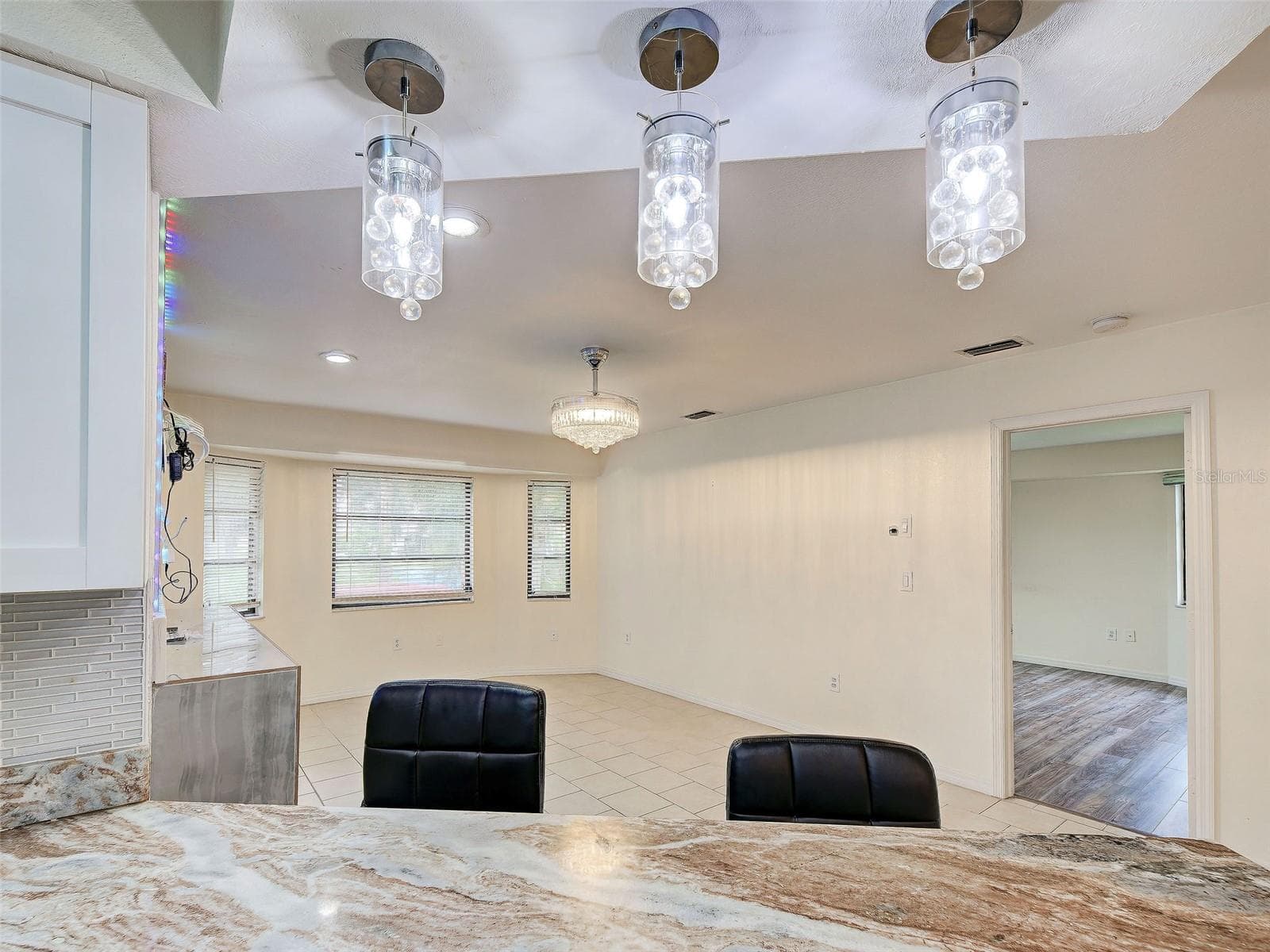 Luxury Granite - 397 DORCHESTER ST, PORT CHARLOTTE