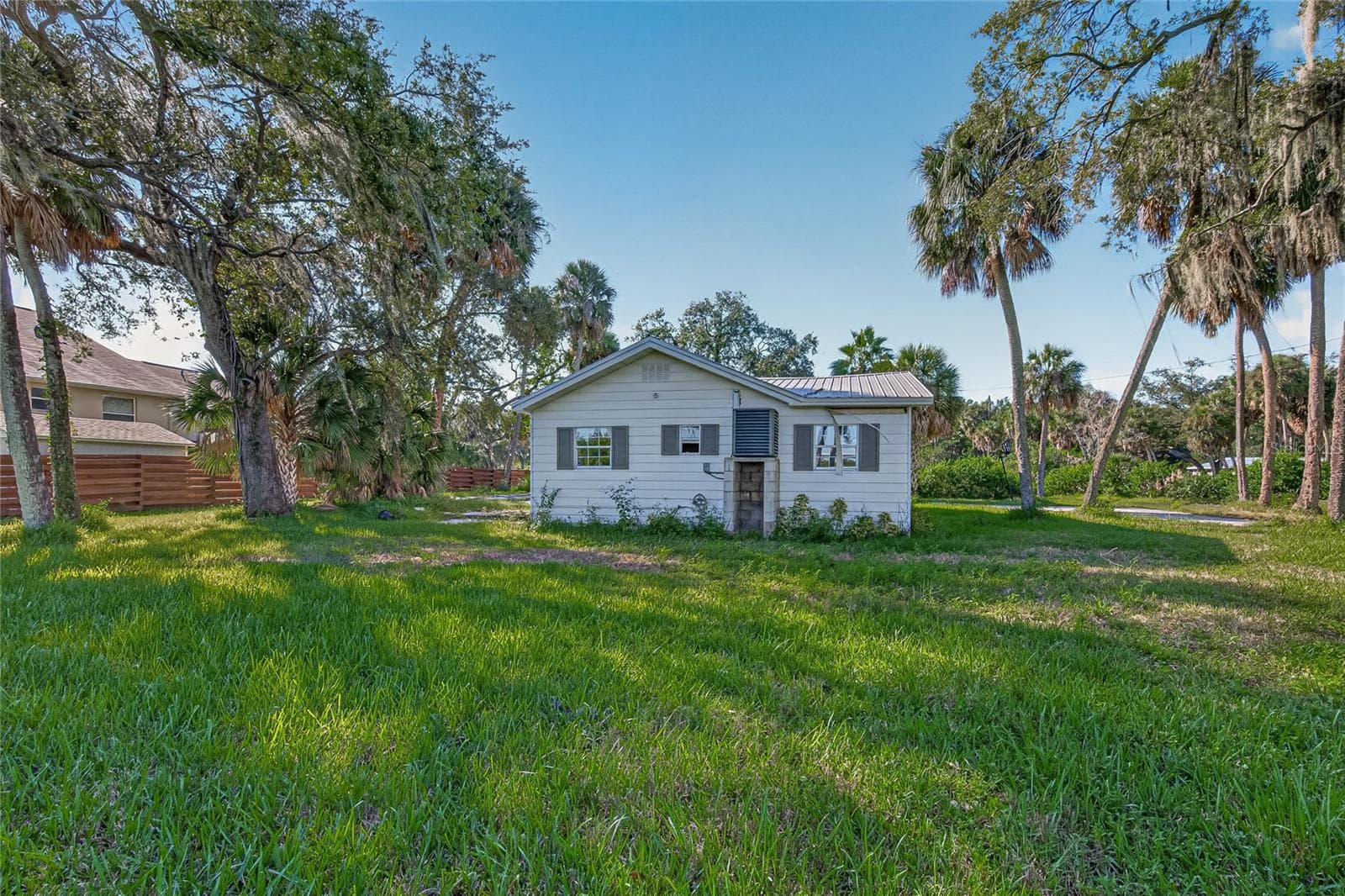 Single Family Residence at 512 S 51ST ST, TAMPA, photo 5 of 36