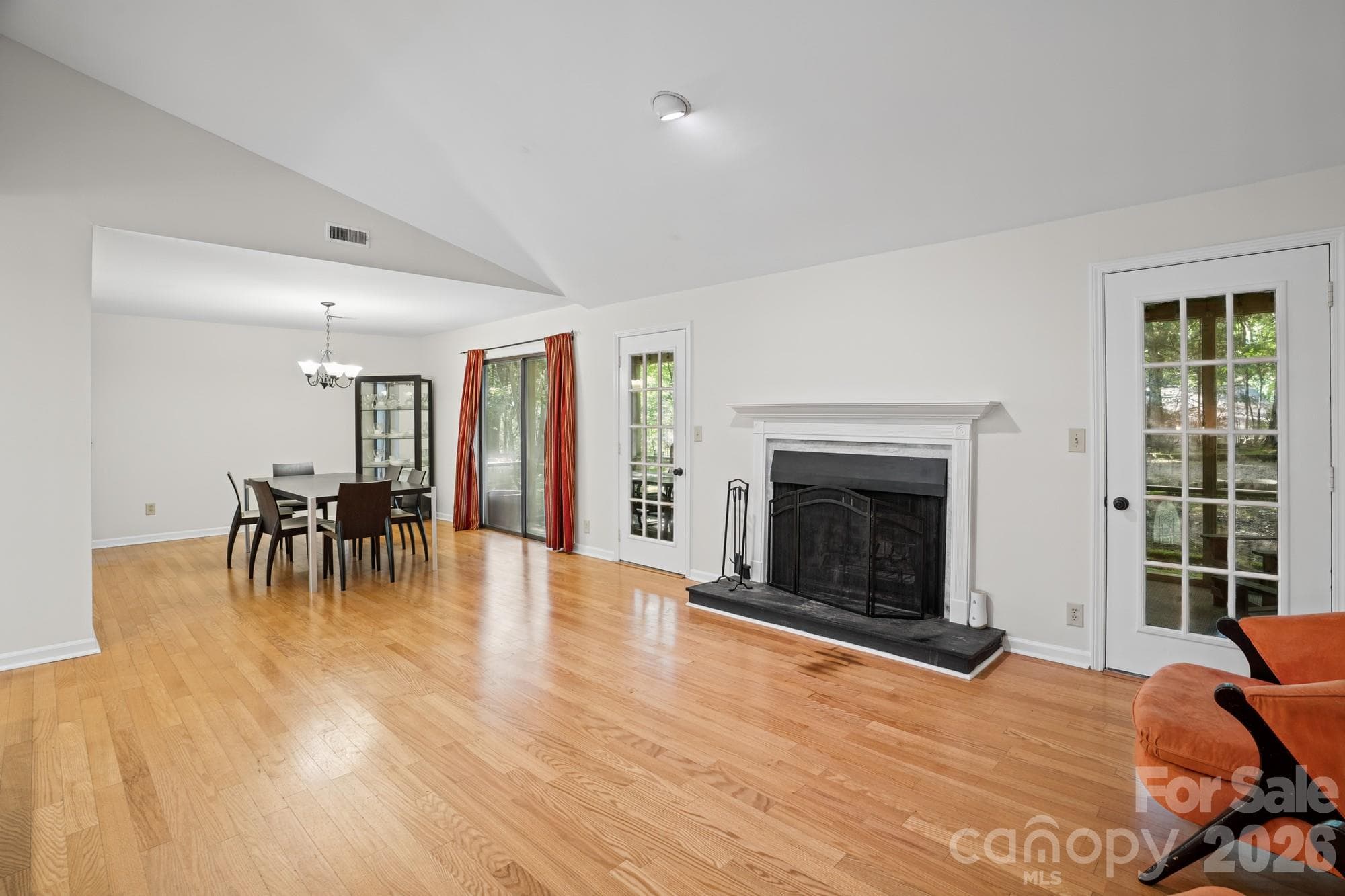 Single Family Residence at 16 Woodvine Lane, Clover, photo 21 of 43